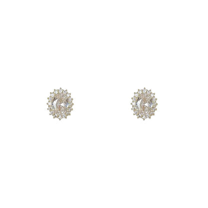 Pigeon egg zircon earrings high-grade sense